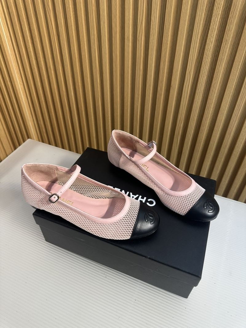 Chanel Low Shoes